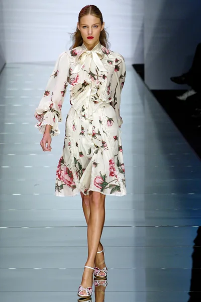 Look 48